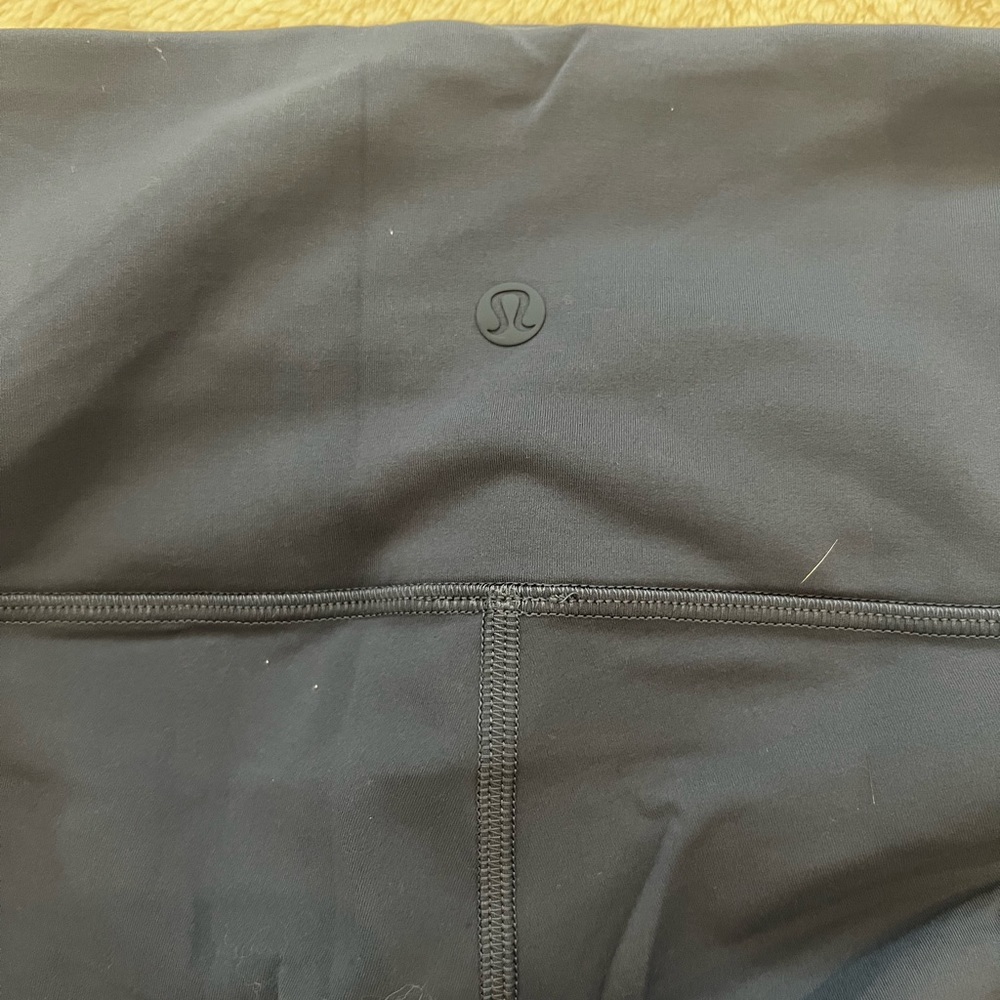 blue floral lulu lemon leggings